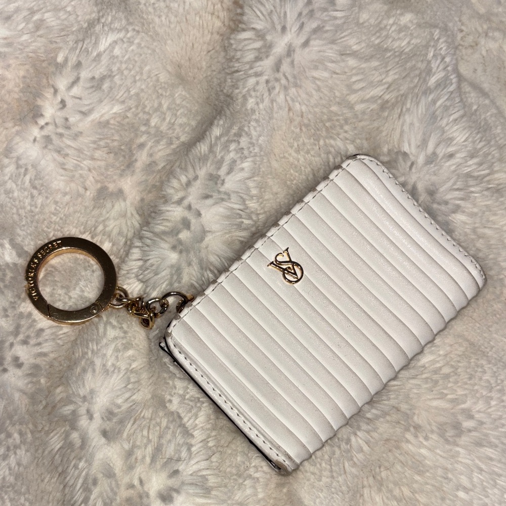 Victoria's Secret White Quilted Key Holder